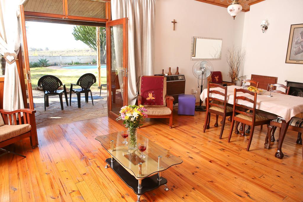 Oudtshoorn Homestay Accommodation Exteriér fotografie